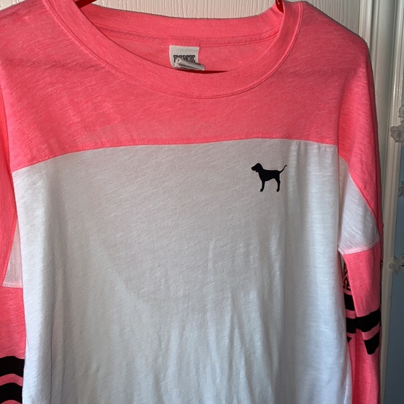 PINK Victoria’s Secret Open Back oversized Shirt - Picture 5 of 5